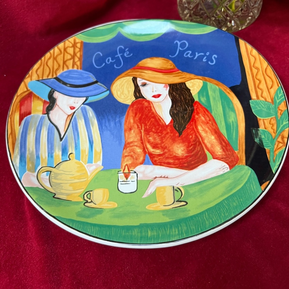 Oval Platter by Sango. Cafe Paris. 11” X 10.5”